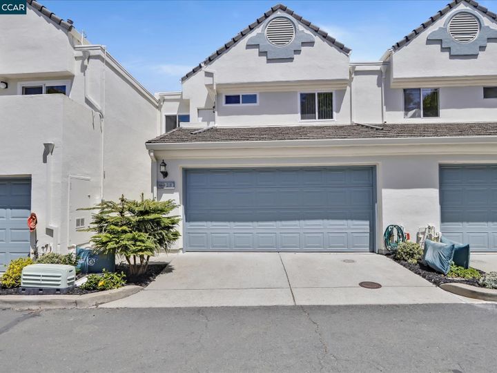 28 Shoal Dr, Vallejo, CA, 94591 Townhouse. Photo 1 of 40