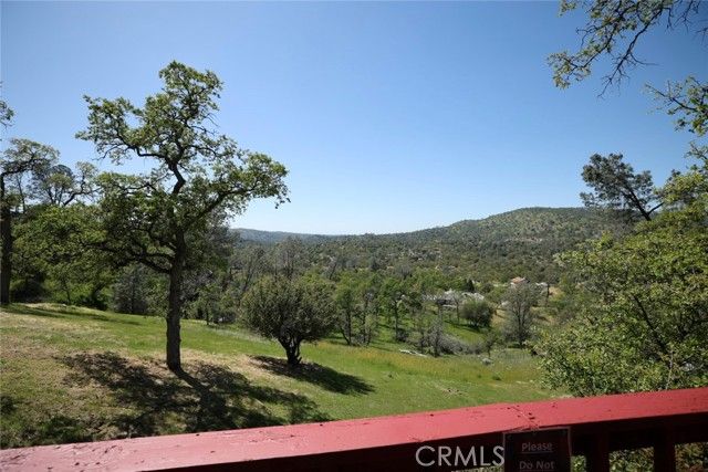 28974 Crystal Springs Ct, Coarsegold, CA | . Photo 34 of 42