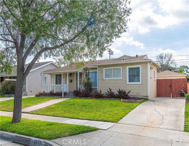 2932 Eckleson St, Lakewood, CA | . Photo 1 of 15