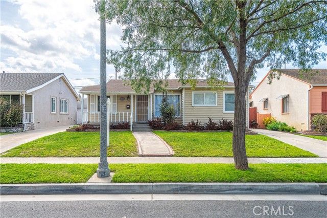 2932 Eckleson St, Lakewood, CA | . Photo 2 of 15