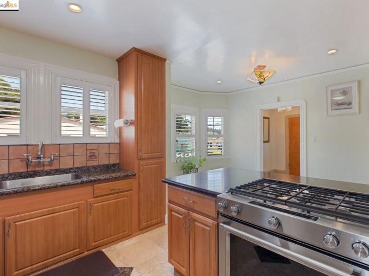 2945 57th Ave, Oakland, CA | Mills Gardens | No. Photo 17 of 35