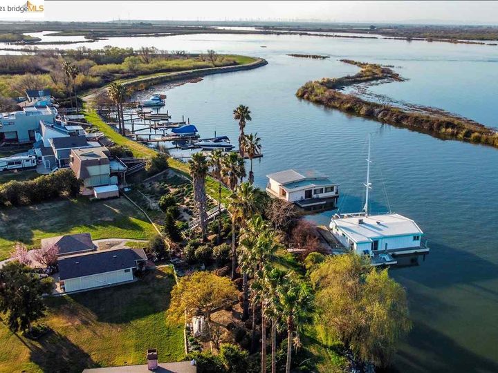 3115 W Willow Rd, Bethel Island, CA | Waterfront | No. Photo 20 of 27