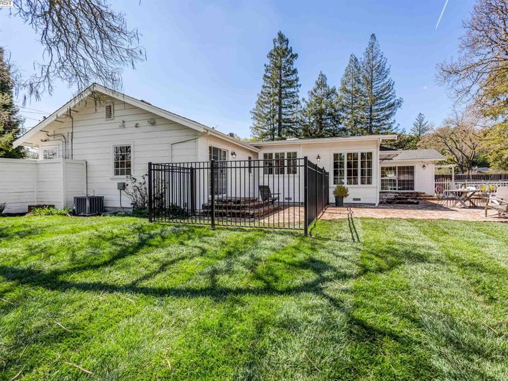3252 Woodview Dr, Lafayette, CA | Burton Valley. Photo 28 of 37