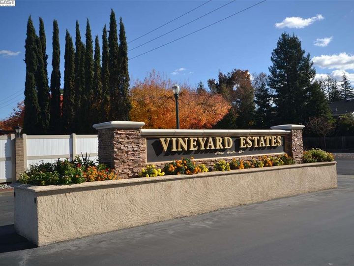 3263 Vineyard Ave, Pleasanton, CA | Vineyard Estates. Photo 40 of 40