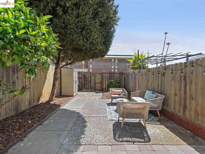 335 Pacific Ave #K, Alameda, CA, 94501 Townhouse. Photo 18 of 19