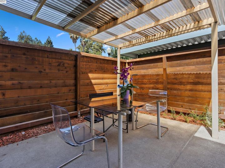 3365 Northwood Dr #D, Concord, CA, 94520 Townhouse. Photo 15 of 33