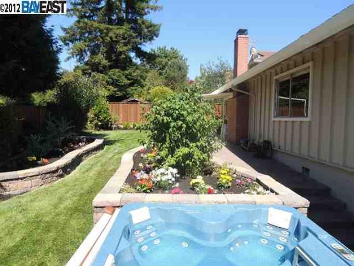 3384 Bridle Dr, Hayward, CA | Hill And Dale. Photo 10 of 14