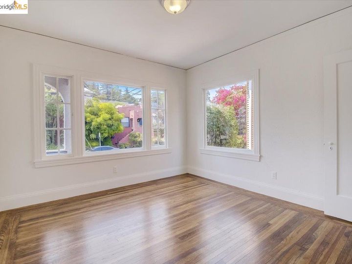 3400 Adell Ct, Oakland, CA | Dimond District. Photo 23 of 37