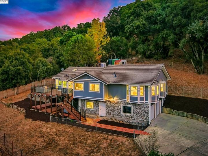 35555 Palomares Rd, Castro Valley, CA | Palomares Canyon. Photo 2 of 50