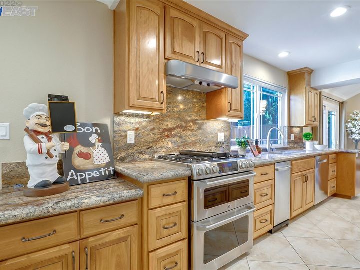 35668 Goldsmith Dr, Fremont, CA | Mission Lakes. Photo 22 of 55