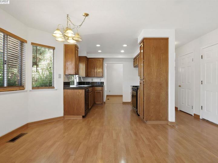 370 Jaeger St, Tracy, CA | Central Tracy. Photo 19 of 36