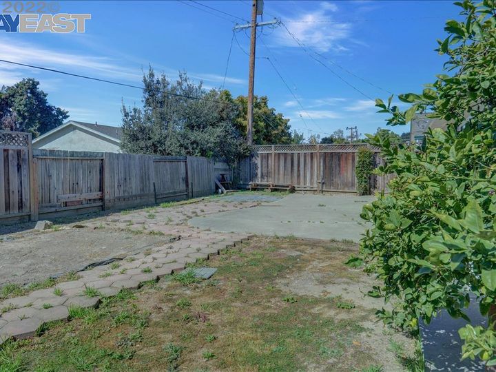 37047 Contra Costa Ave, Fremont, CA | Centerville. Photo 19 of 20
