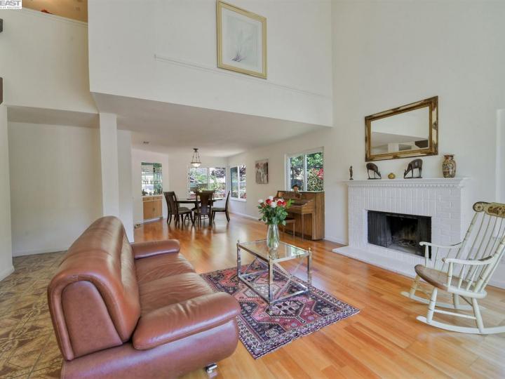 3754 Morningside Dr, Richmond, CA | Appian Way/valle. Photo 2 of 40