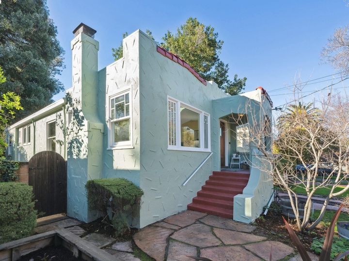 3822 Whittle Ave, Oakland, CA | Dimond. Photo 2 of 36