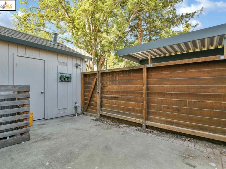 3930 Northwood Dr #G, Concord, CA, 94520 Townhouse. Photo 11 of 23