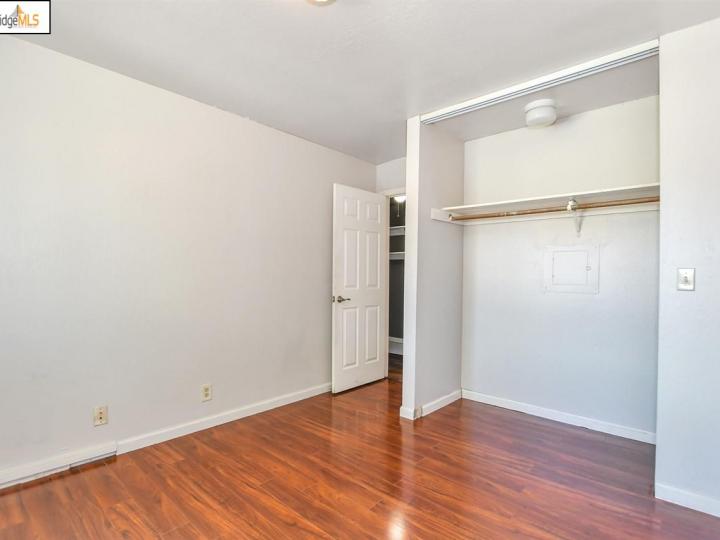 3930 Northwood Dr #G, Concord, CA, 94520 Townhouse. Photo 17 of 23