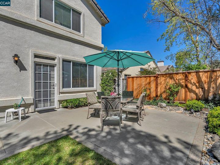 420 Apple Hill Dr, Brentwood, CA | Apple Hill Ests. Photo 42 of 43