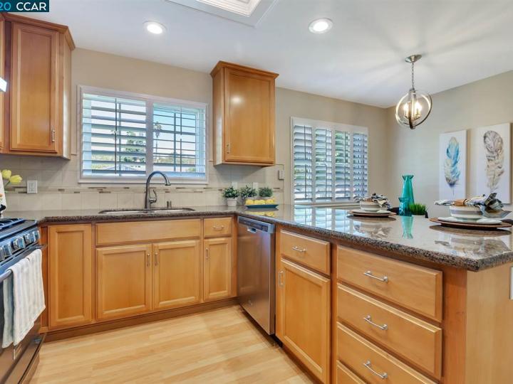 4296 Woodland Dr, Concord, CA | Crestwood. Photo 10 of 26