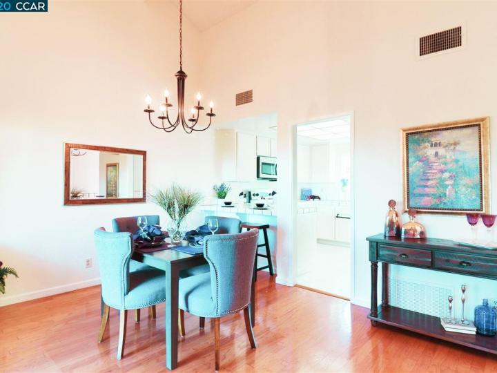 4370 Eagle Peak Rd #A, Concord, CA, 94521 Townhouse. Photo 3 of 21