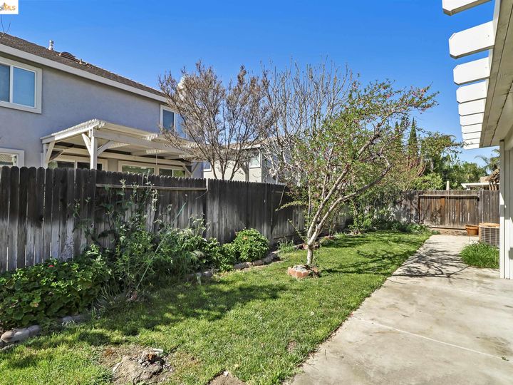 441 Clarence Bromell St, Tracy, CA | Sterling Park. Photo 40 of 41