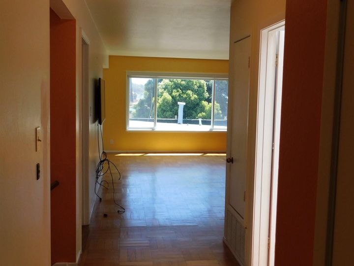 45 Bayview St, San Francisco, CA | Bayview Heights. Photo 17 of 27