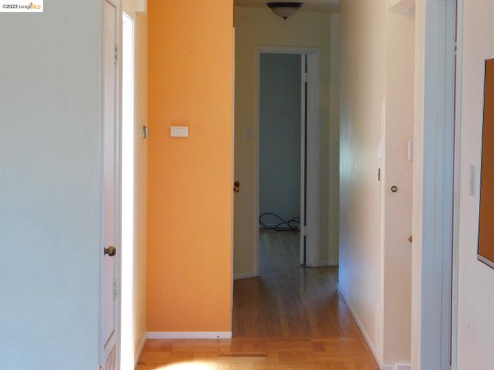 45 Bayview St, San Francisco, CA | Bayview Heights. Photo 25 of 27