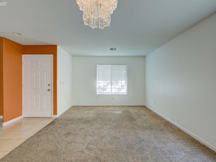 452 Peregrine Dr, Patterson, CA | . Photo 5 of 52
