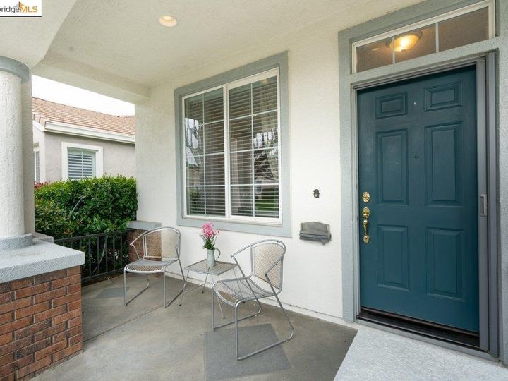 482 Summer Red Way, Brentwood, CA | Summerset 2. Photo 6 of 36