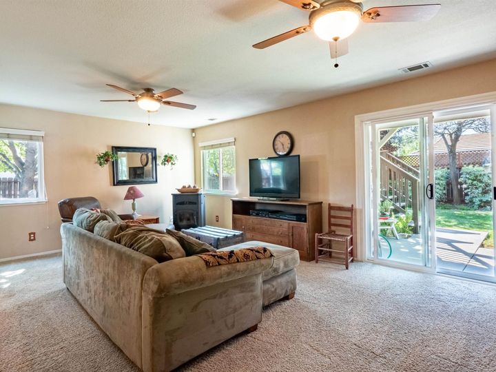 4894 Carrington Dr, Oakley, CA | Carriages. Photo 17 of 35