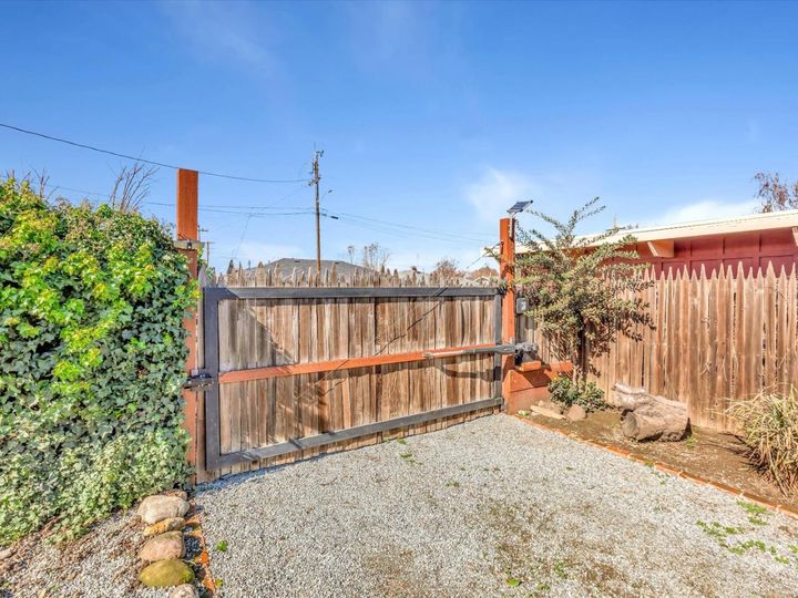 49 Circle Dr, Hollister, CA | . Photo 48 of 52