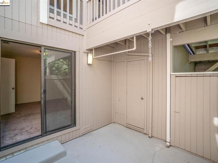 501 Camelback Rd, Pleasant Hill, CA, 94523 Townhouse. Photo 25 of 27