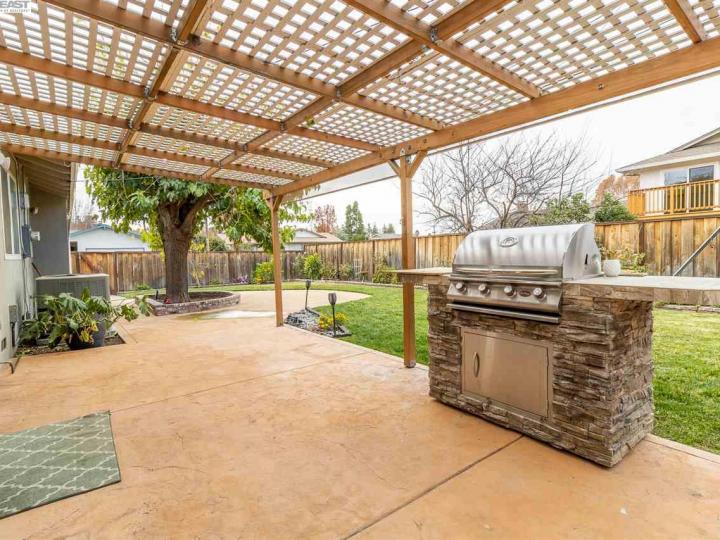 5108 Diane Ln, Livermore, CA | Wagner Farms. Photo 15 of 28