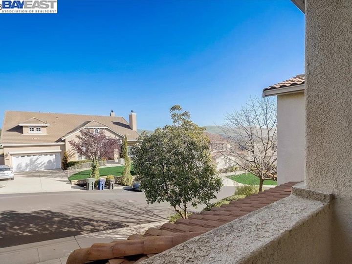 5252 Hiddencrest Ct, Concord, CA | Crystal Ranch. Photo 37 of 51