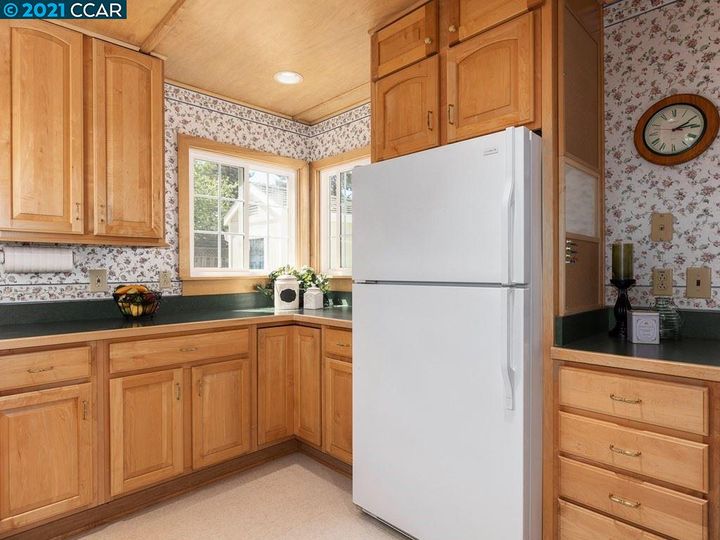 5320 Likins Ave, Martinez, CA | Forest Hills. Photo 14 of 33