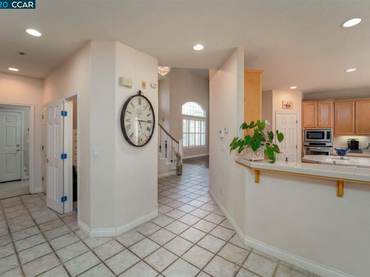 5342 Crystyl Ranch Dr, Concord, CA | Crystal Ranch. Photo 11 of 34