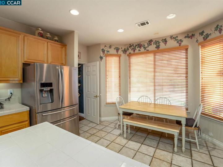 5342 Crystyl Ranch Dr, Concord, CA | Crystal Ranch. Photo 14 of 34