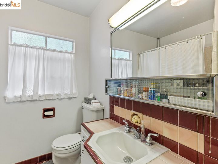 540 Lafayette Ave, San Leandro, CA | Best Manor. Photo 24 of 34