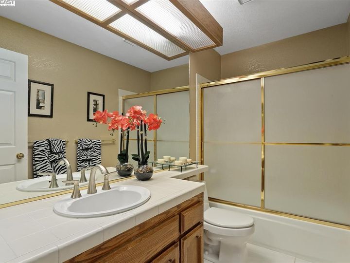 5400 Edgeview Dr, Discovery Bay, CA | Discovery Bay Country Club. Photo 17 of 40