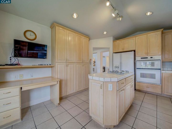 543 Muir Ct, Vacaville, CA | Leisure Town. Photo 14 of 40
