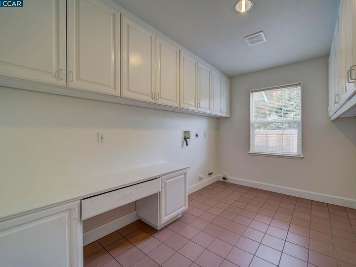 543 Muir Ct, Vacaville, CA | Leisure Town. Photo 17 of 40
