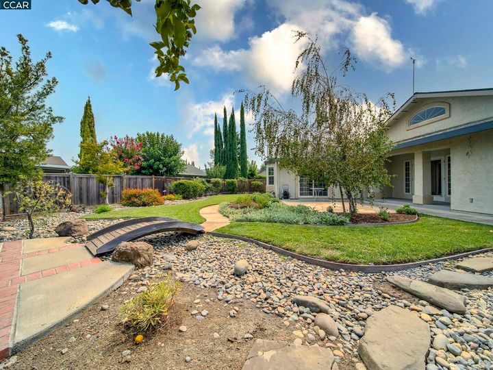 543 Muir Ct, Vacaville, CA | Leisure Town. Photo 34 of 40