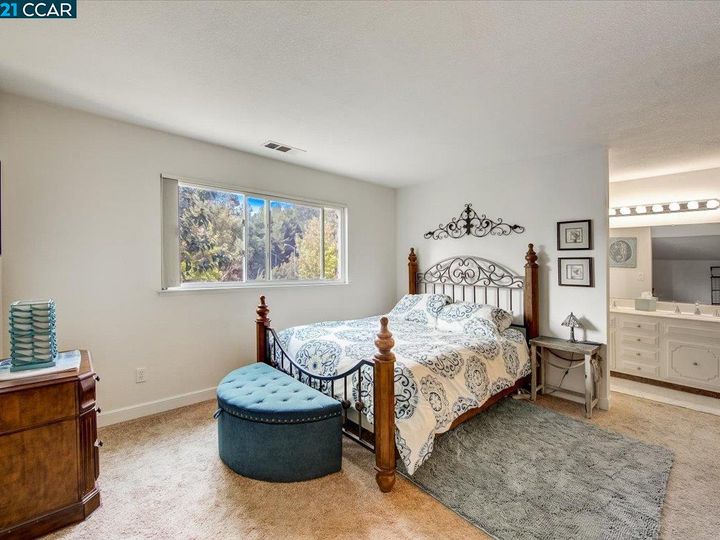 5487 Silver Sage Ct, Concord, CA | Pine Hollow. Photo 13 of 38
