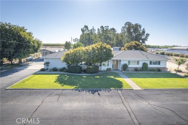 5567 S Locan Ave, Fowler, CA | . Photo 2 of 32