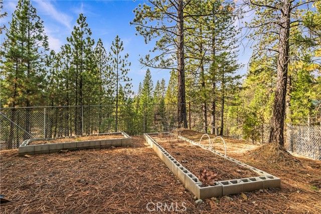 565 Red Knoll Rd, Greenville, CA | . Photo 28 of 31