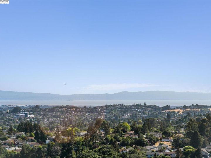 5775 Whispering Pine Ct, Castro Valley, CA | Columbia. Photo 38 of 38