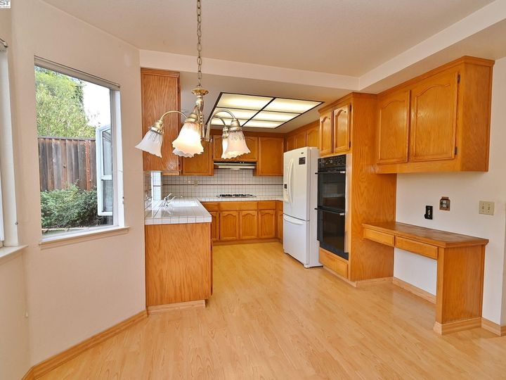 6012 Mount Olympus Dr, Castro Valley, CA | Palomares Hills. Photo 15 of 60