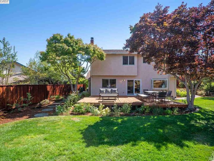 6022 Slopeview Ct, Castro Valley, CA | Columbia. Photo 32 of 37