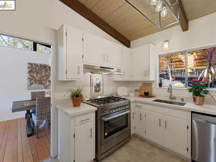 6048 Valley View Rd, Oakland, CA | Montclair. Photo 20 of 40