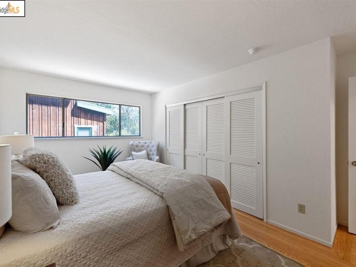 6048 Valley View Rd, Oakland, CA | Montclair. Photo 28 of 40