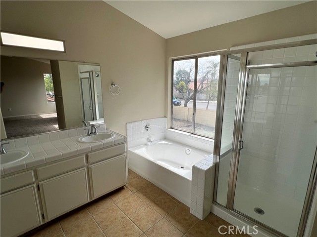 6105 Cancun Ct, Bakersfield, CA | . Photo 20 of 34
